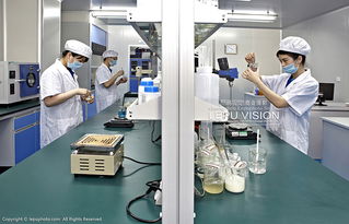 走進化妝品工廠車間與住宿服務(wù)